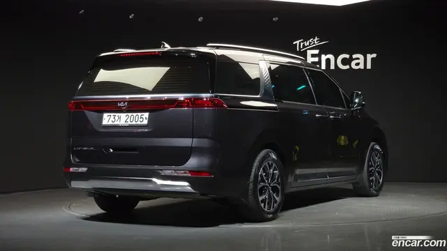 Main__Slider__Photo:Canival Kia 2020.9-1