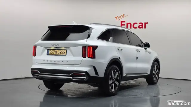Main__Slider__Photo:Sorento Kia 2021.10-1