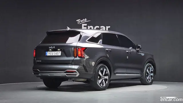 Main__Slider__Photo:Sorento Kia 2023.5-1