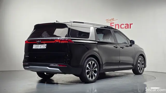 Main__Slider__Photo:Canival Kia 2023.2-1