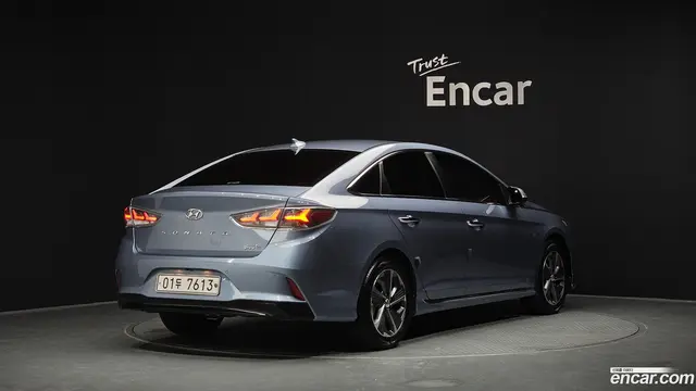 Main__Slider__Photo:Sonata Hyundai 2017.10-1