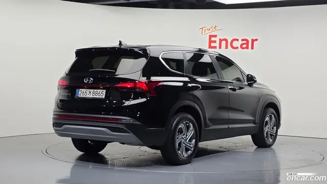 Main__Slider__Photo:Santafe Hyundai 2023.1-1
