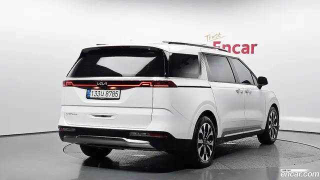 Main__Slider__Photo:Canival Kia 2022.0-1