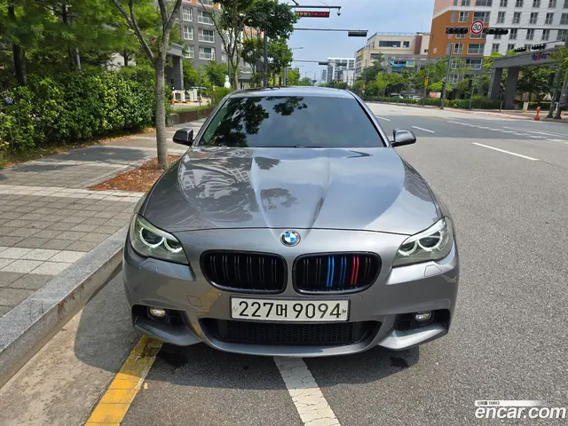 Main__Slider__Photo:5-Series BMW 2016.3-1