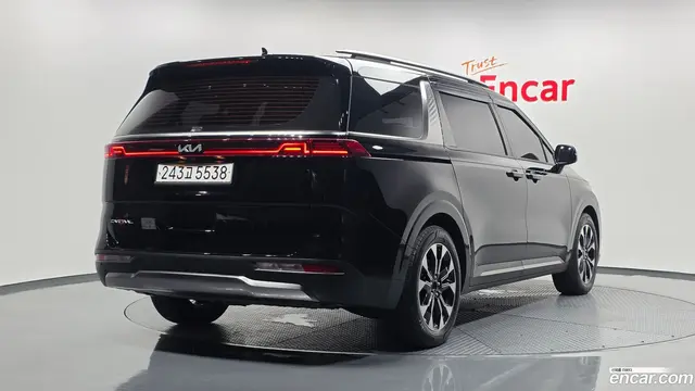 Main__Slider__Photo:Canival Kia 2023.2-1
