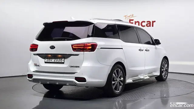 Main__Slider__Photo:Canival Kia 2018.10-1