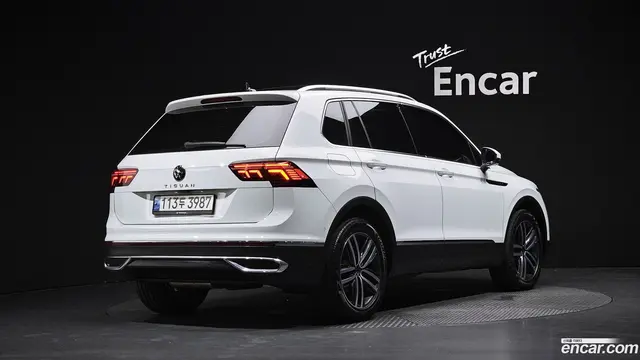 Main__Slider__Photo:Tiguan Volkswagen 2022.3-1