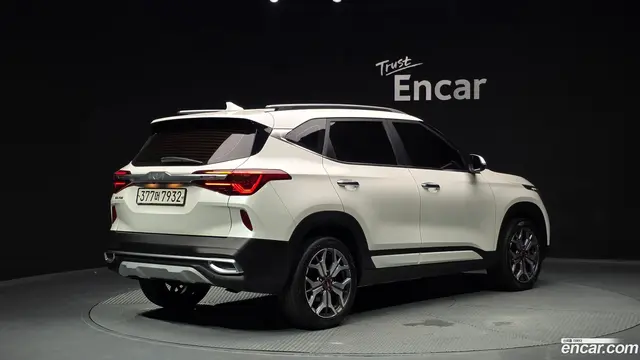 Main__Slider__Photo:Seltos Kia 2021.8-1