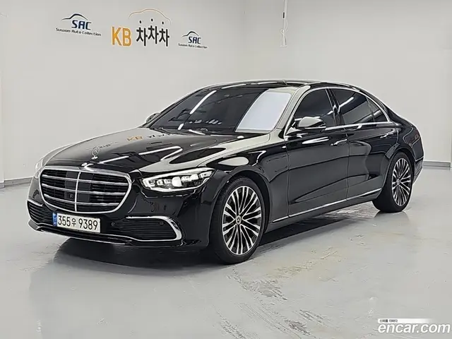 Main__Slider__Photo:S-Class Mercedes-Benz 2021.8-1