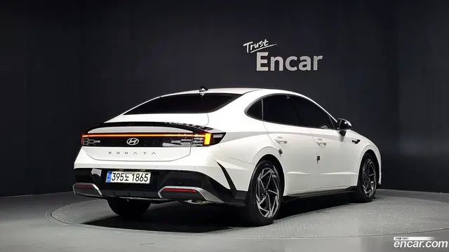 Main__Slider__Photo:Sonata Hyundai 2025.1-1