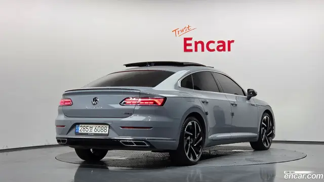 Main__Slider__Photo:Arteon Volkswagen 2022.10-1