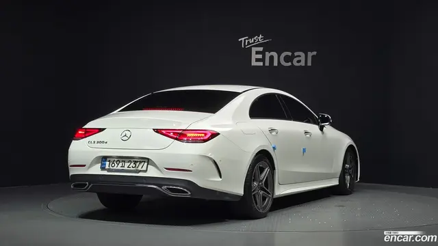 Main__Slider__Photo:CLS-Class Mercedes-Benz 2020.7-1