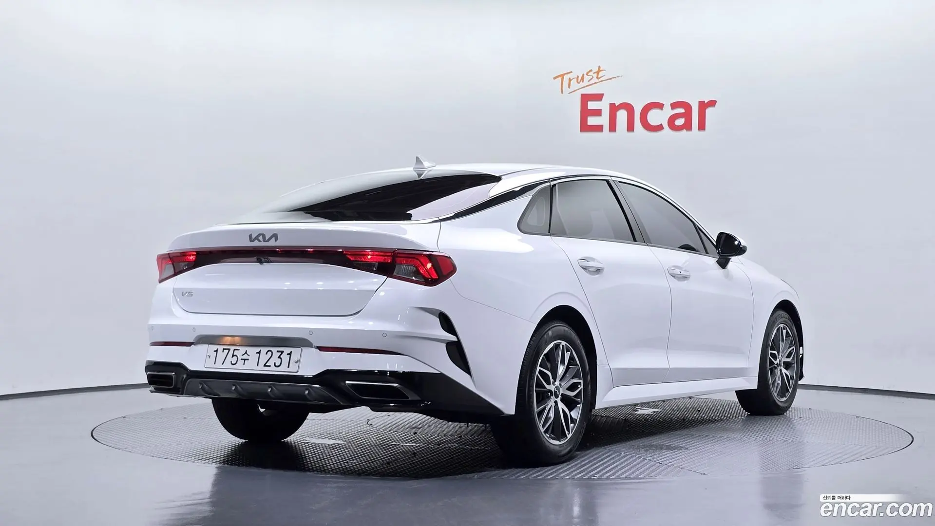 Main__Slider__Photo:K5 Kia 2022.9-1