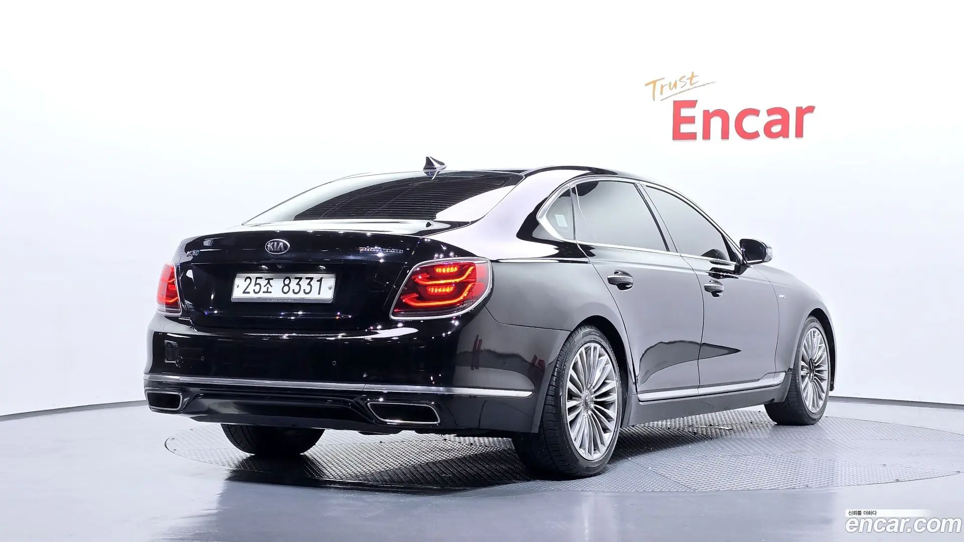 Main__Slider__Photo:K9 Kia 2019.4-1