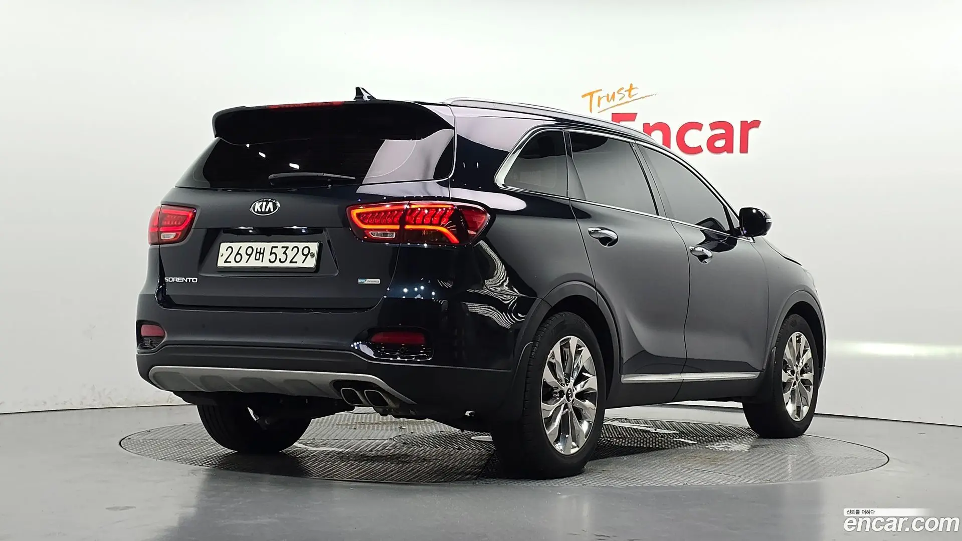 Main__Slider__Photo:Sorento Kia 2018.10-1