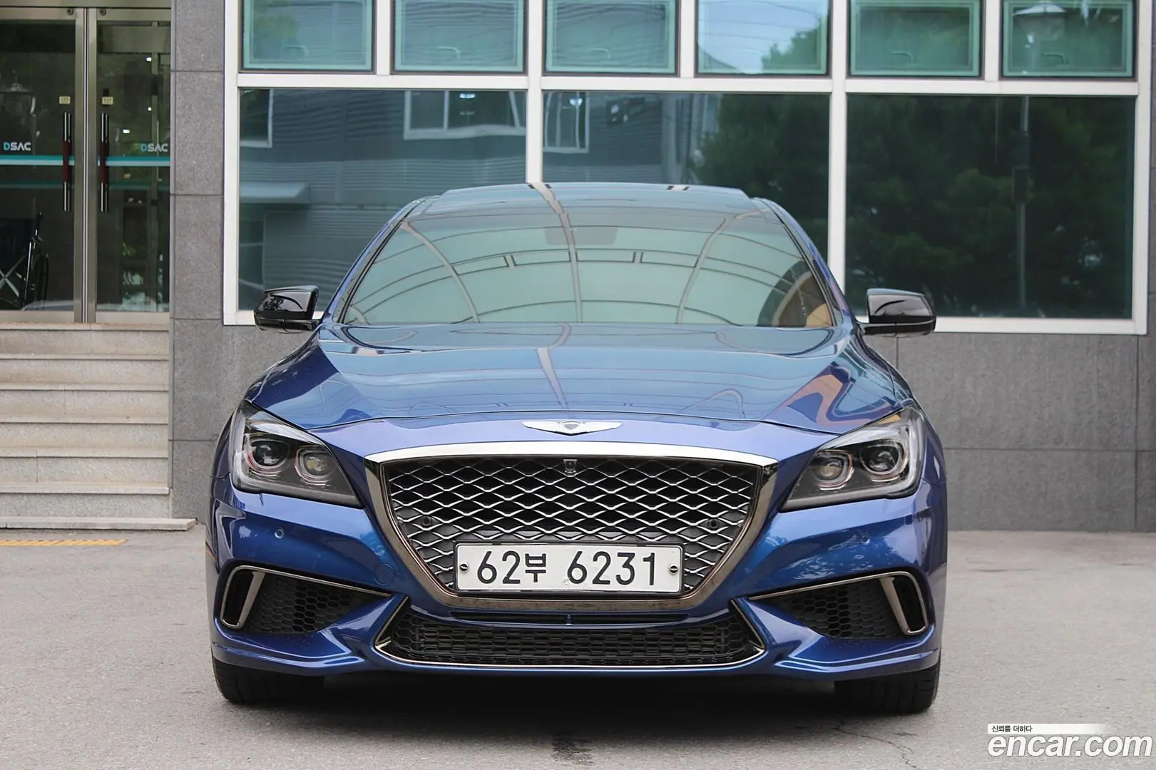 Main__Slider__Photo:G80 Genesis 2017.0-1