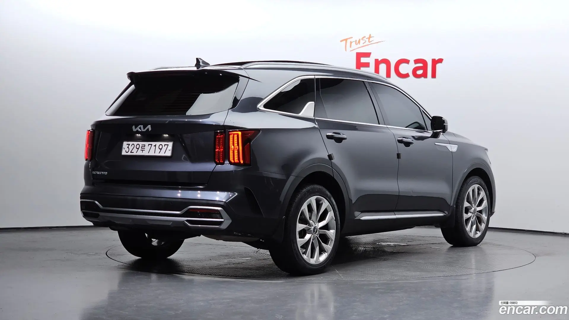Main__Slider__Photo:Sorento Kia 2023.5-1