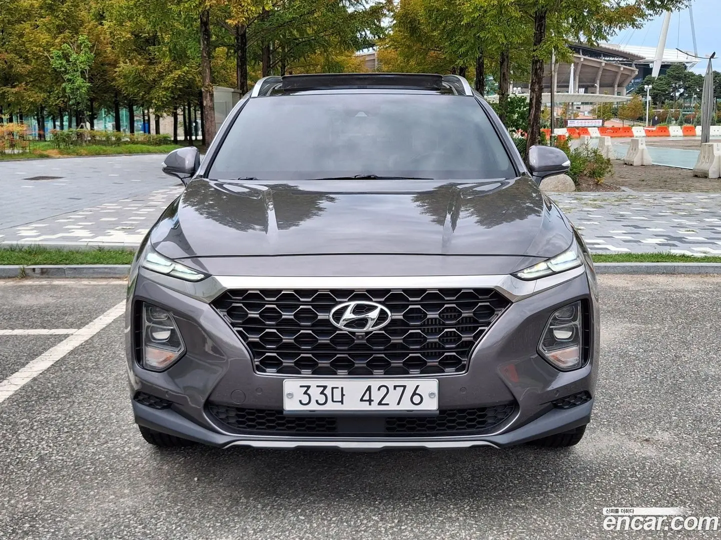 Main__Slider__Photo:Santafe Hyundai 2019.3-1