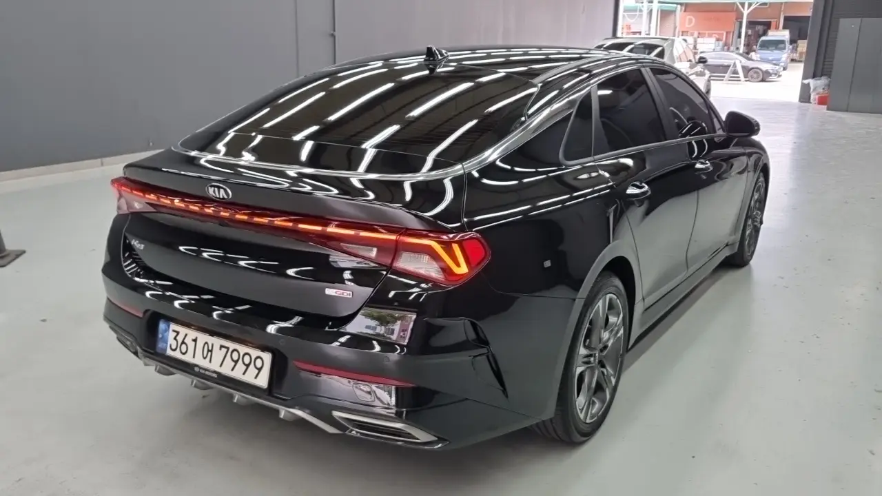 Main__Slider__Photo:K5 Kia 2020.7-1