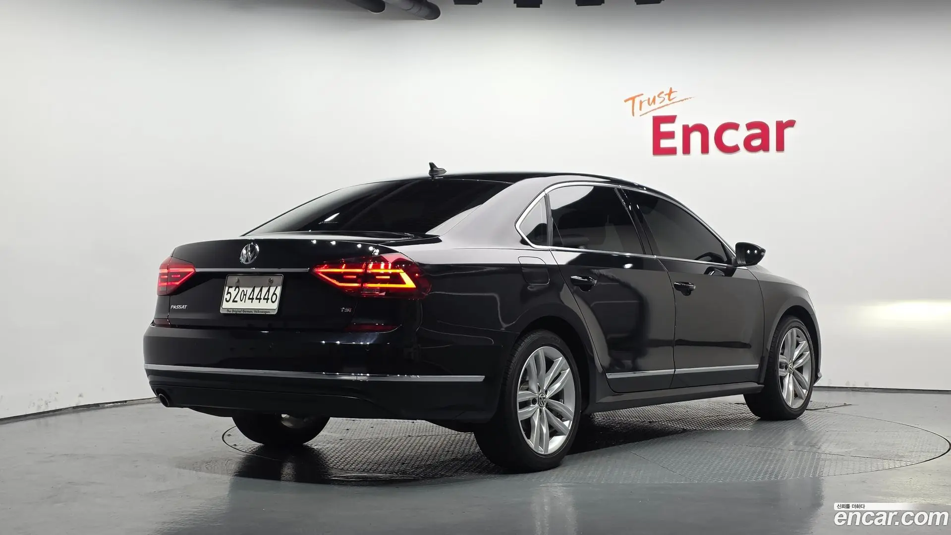 Main__Slider__Photo:Passat Volkswagen 2018.8-1