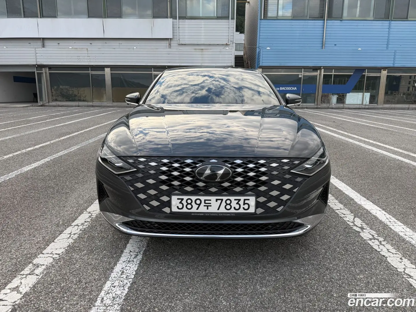 Main__Slider__Photo:Grandeur Hyundai 2020.2-1