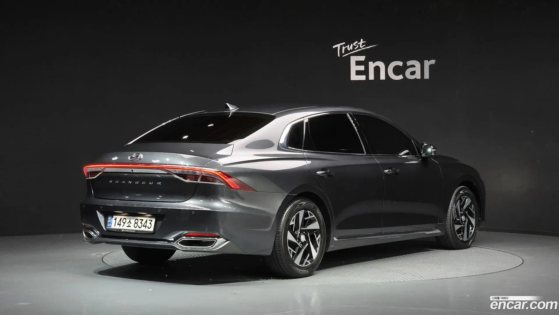 Main__Slider__Photo:Grandeur Hyundai 2021.1-1
