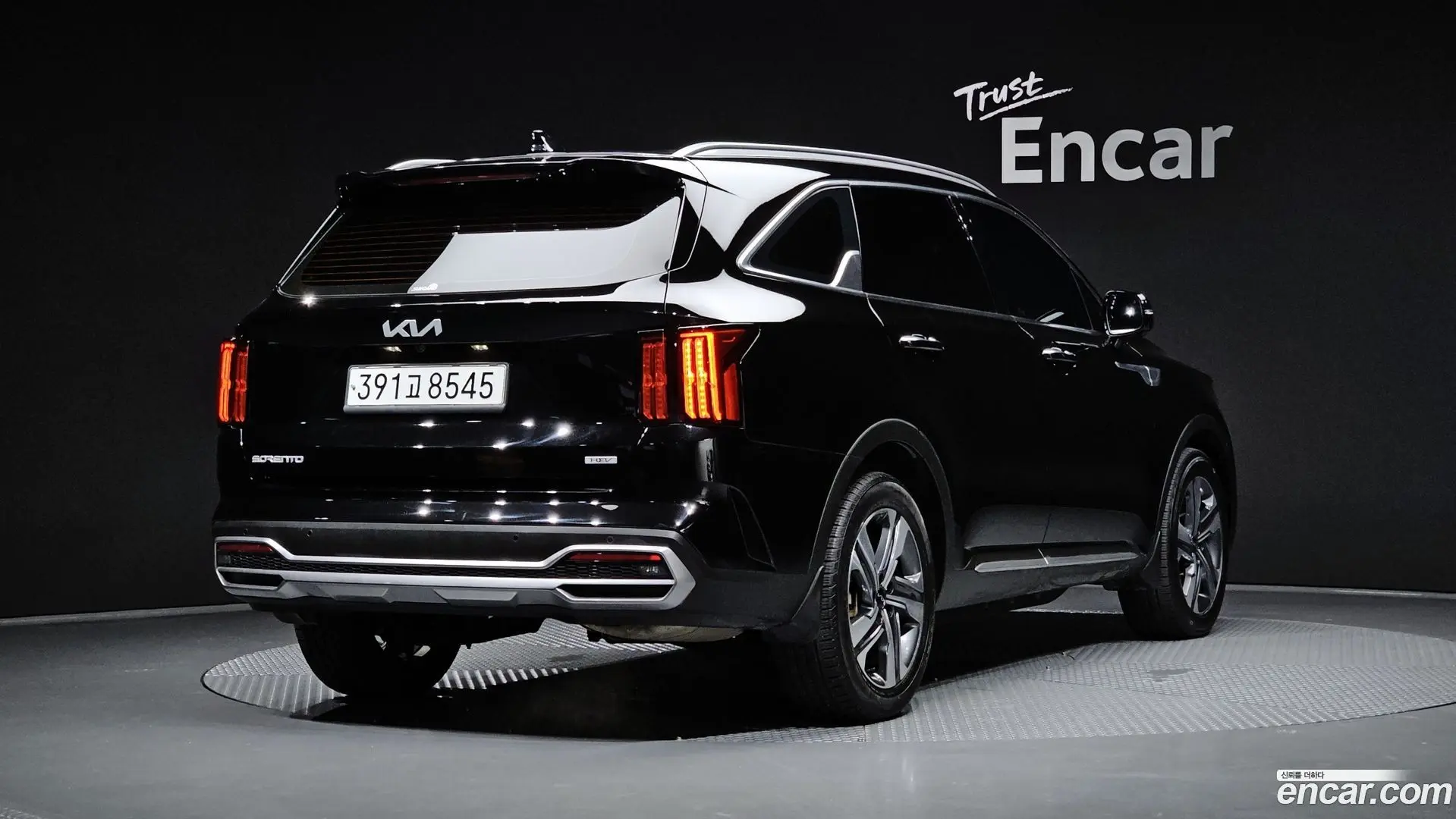 Main__Slider__Photo:Sorento Kia 2023.4-1