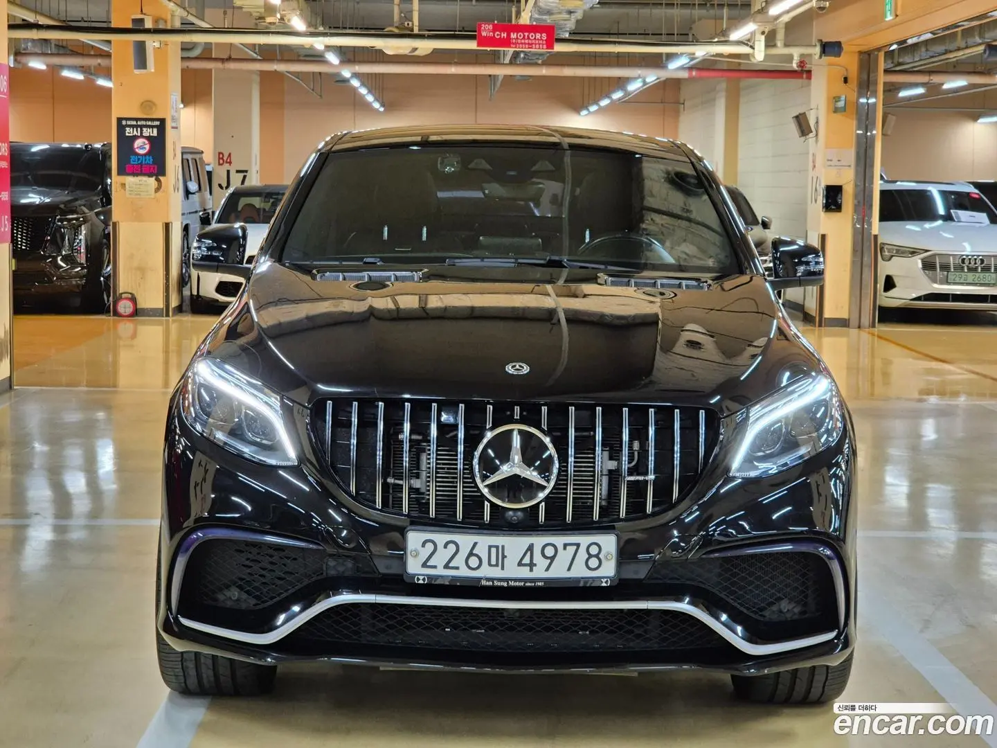 Main__Slider__Photo:GLE-Class Mercedes-Benz 2019.11-1