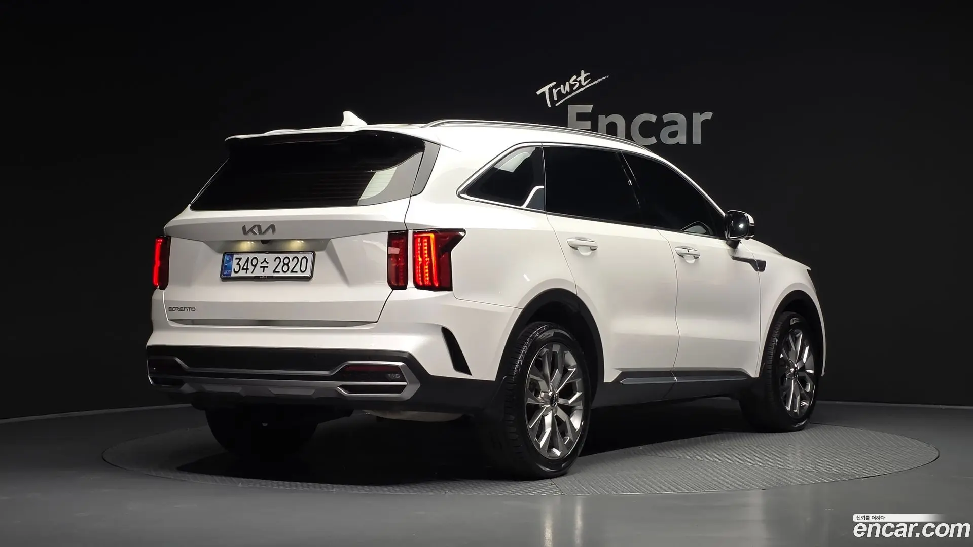 Main__Slider__Photo:Sorento Kia 2022.9-1