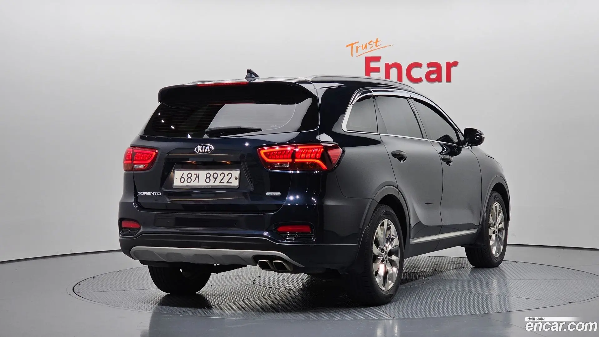 Main__Slider__Photo:Sorento Kia 2019.7-1