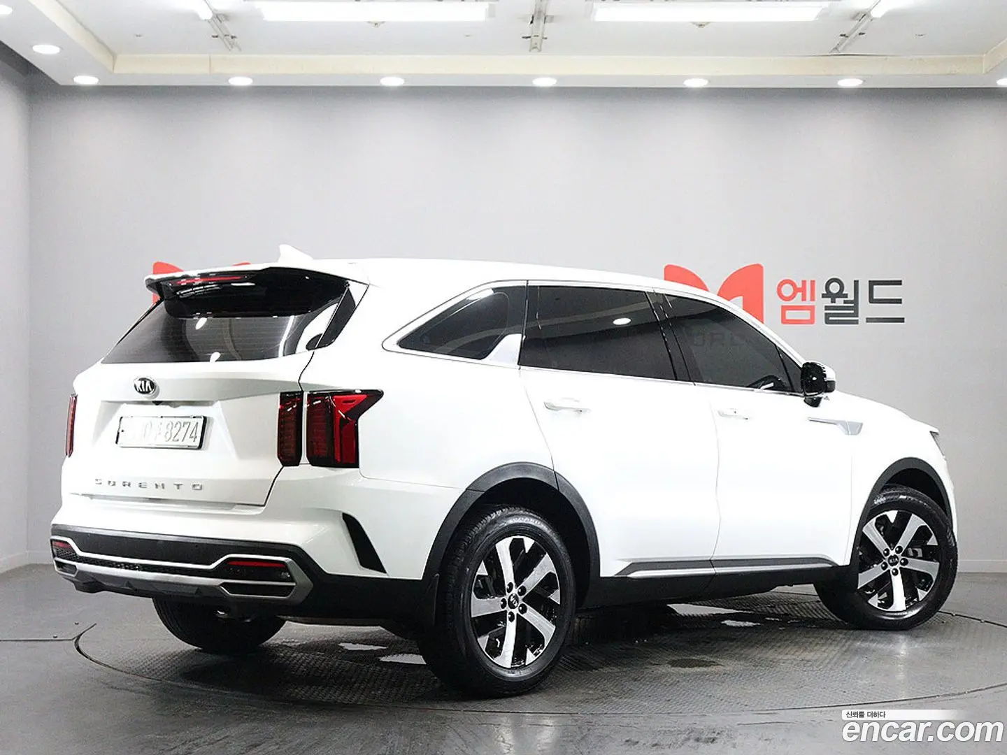 Main__Slider__Photo:Sorento Kia 2020.7-1