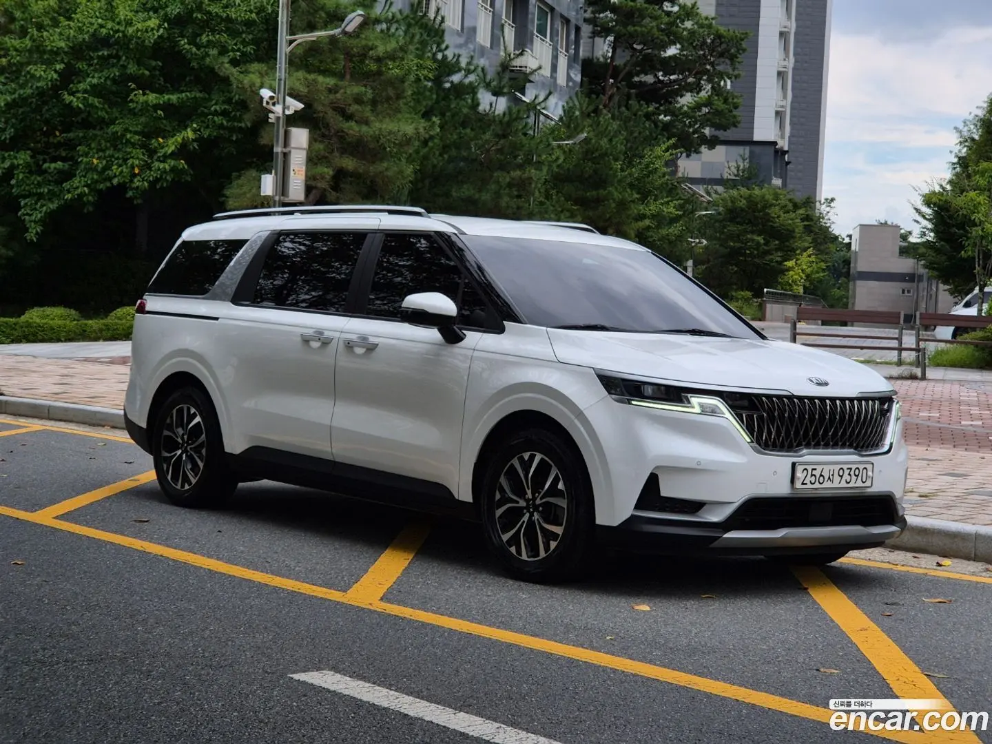 Main__Slider__Photo:Canival Kia 2020.8-1