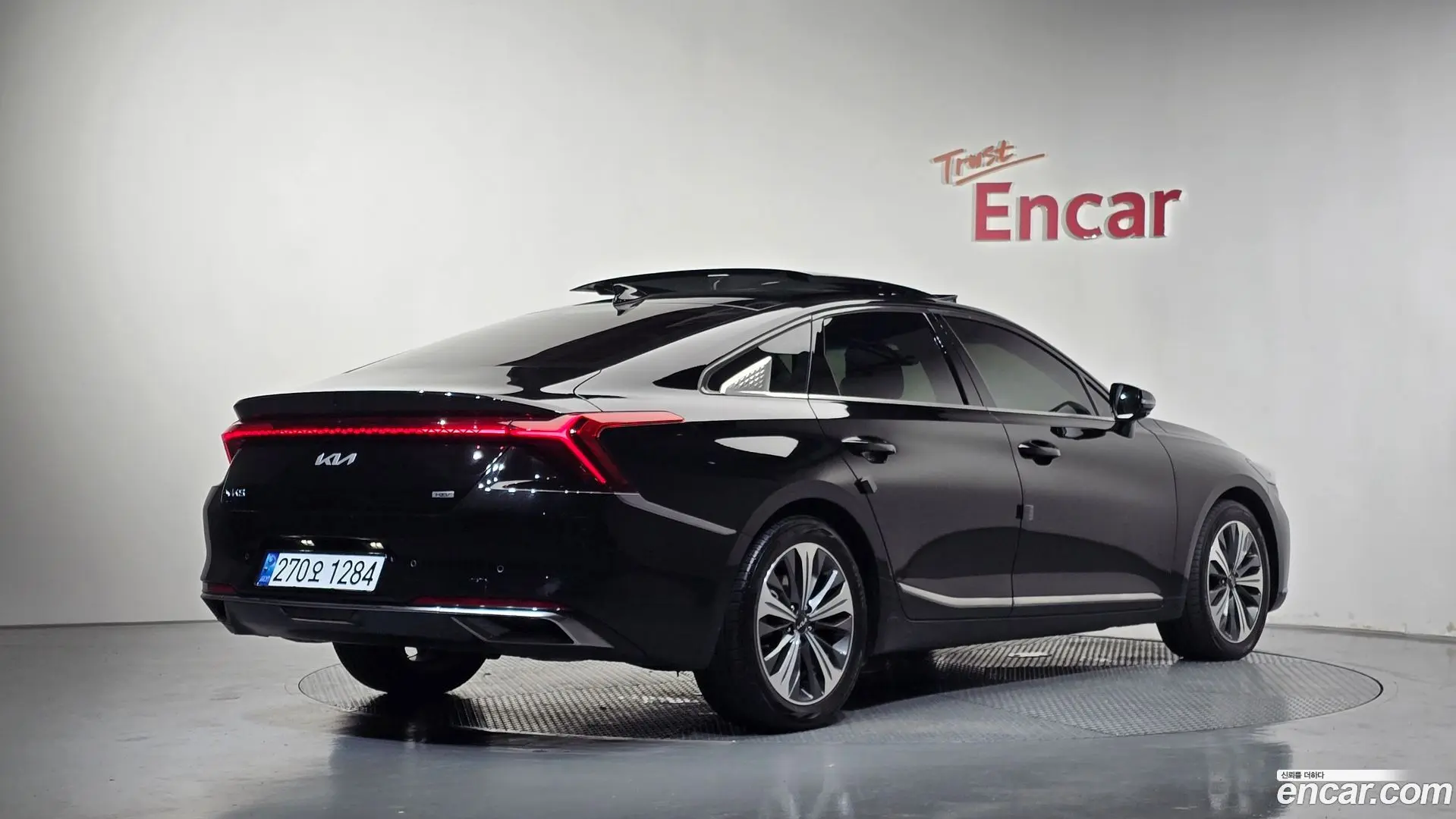 Main__Slider__Photo:K8 Kia 2021.11-1