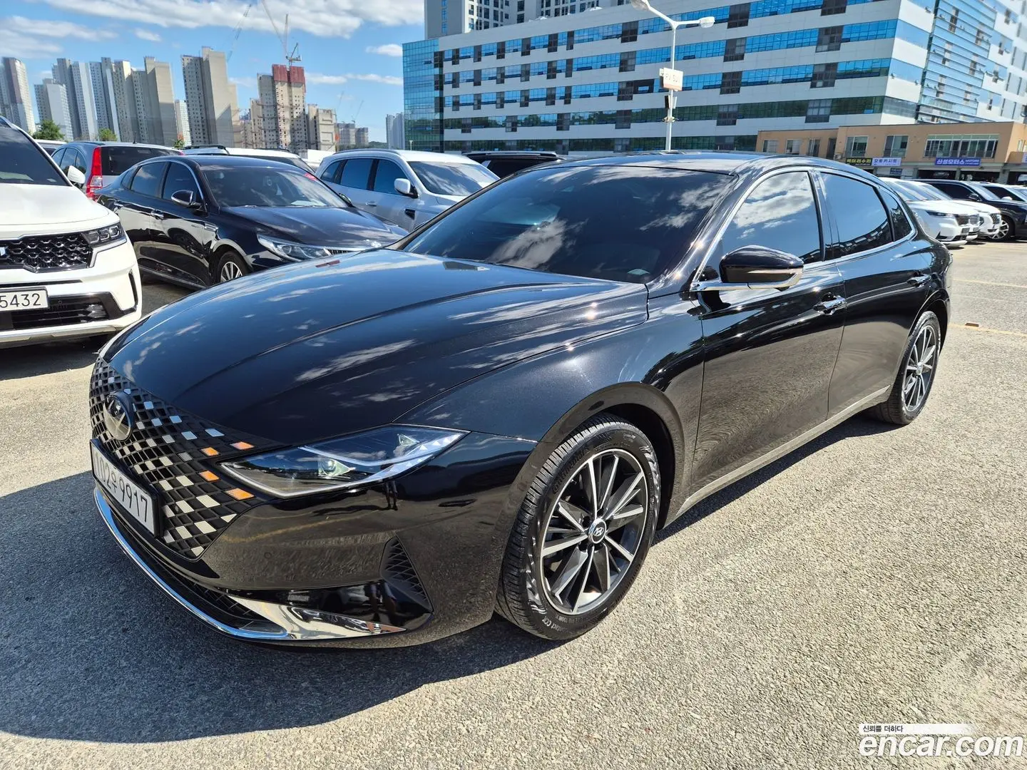 Main__Slider__Photo:Grandeur Hyundai 2022.5-1