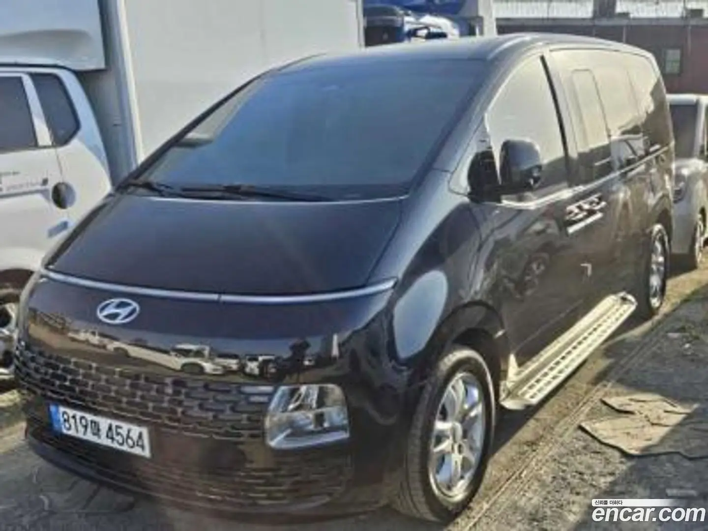 Main__Slider__Photo:Staria Hyundai 2023.5-1