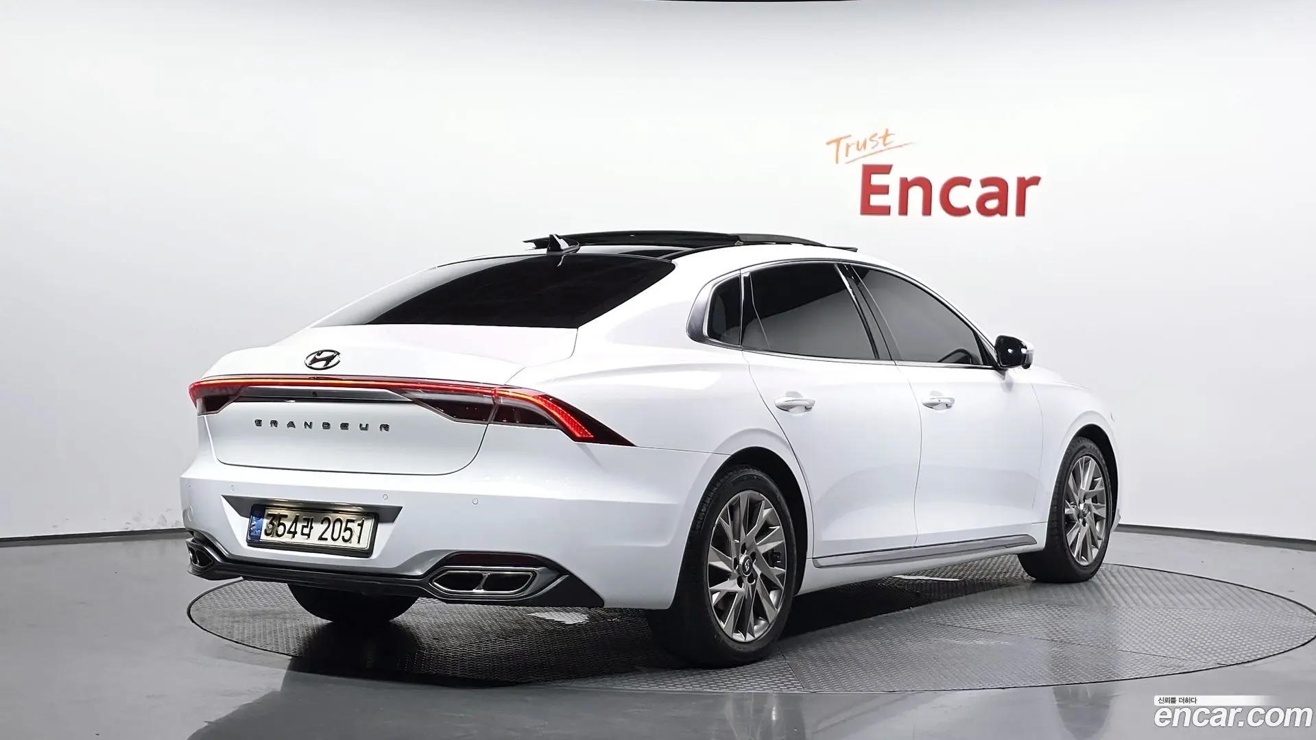 Main__Slider__Photo:Grandeur Hyundai 2021.0-1
