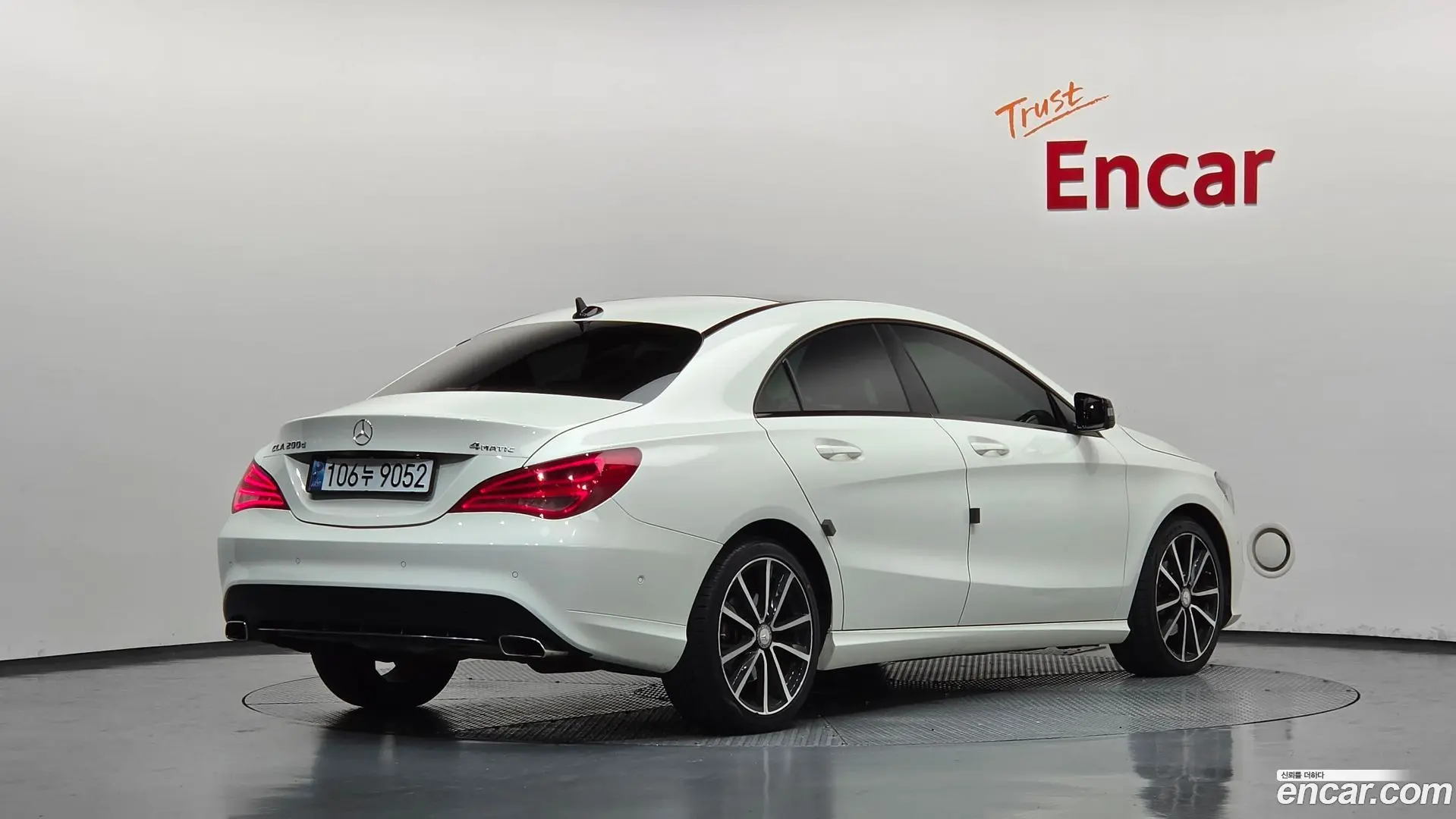Main__Slider__Photo:CLA-Class Mercedes-Benz 2015.11-1