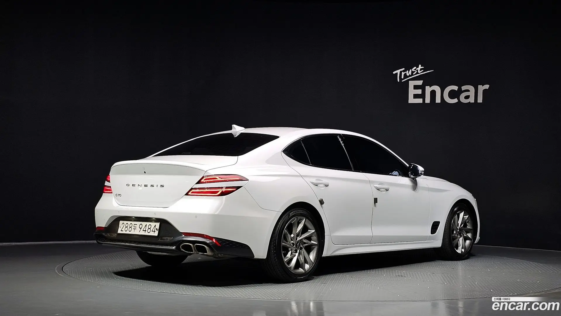 Main__Slider__Photo:G70 Genesis 2022.4-1