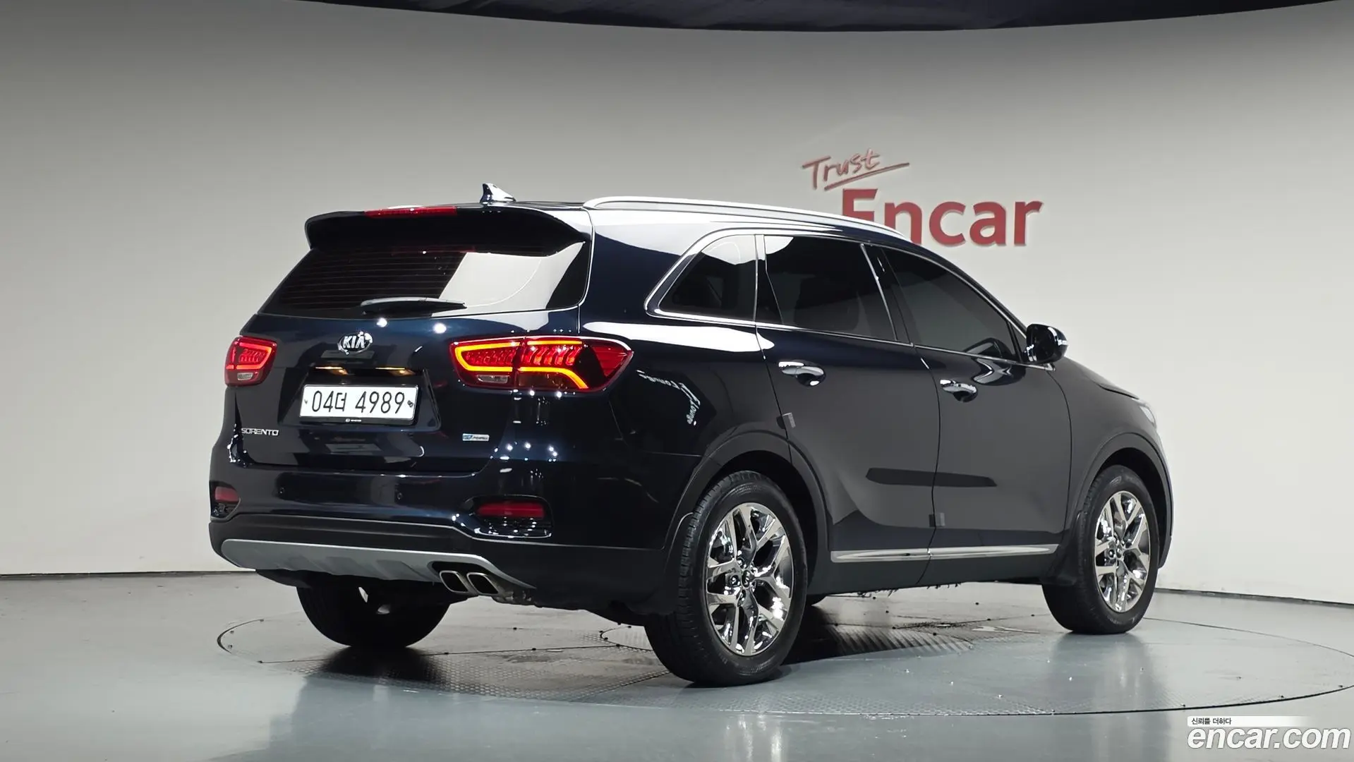 Main__Slider__Photo:Sorento Kia 2019.1-1