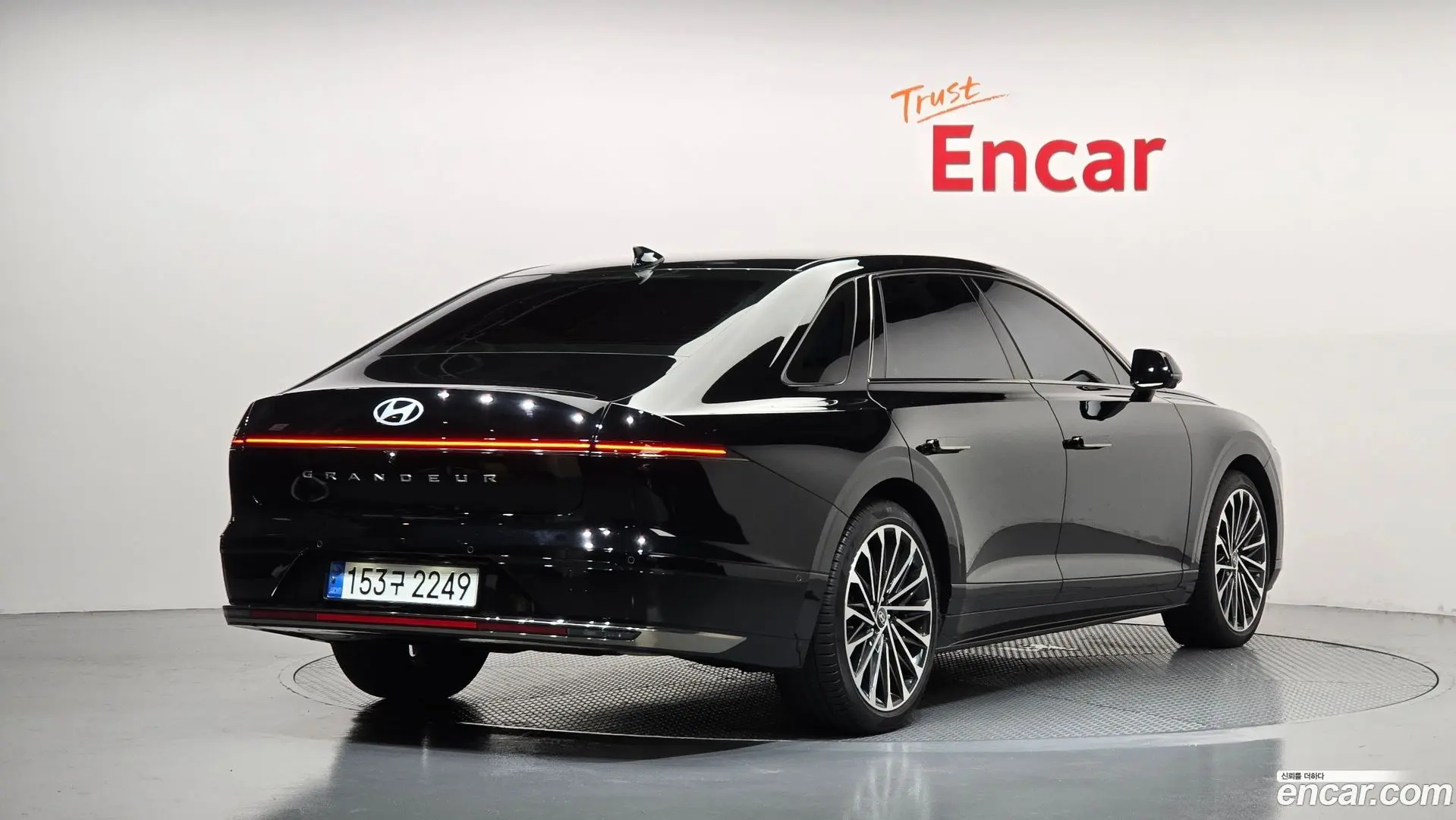 Main__Slider__Photo:Grandeur Hyundai 2024.5-1