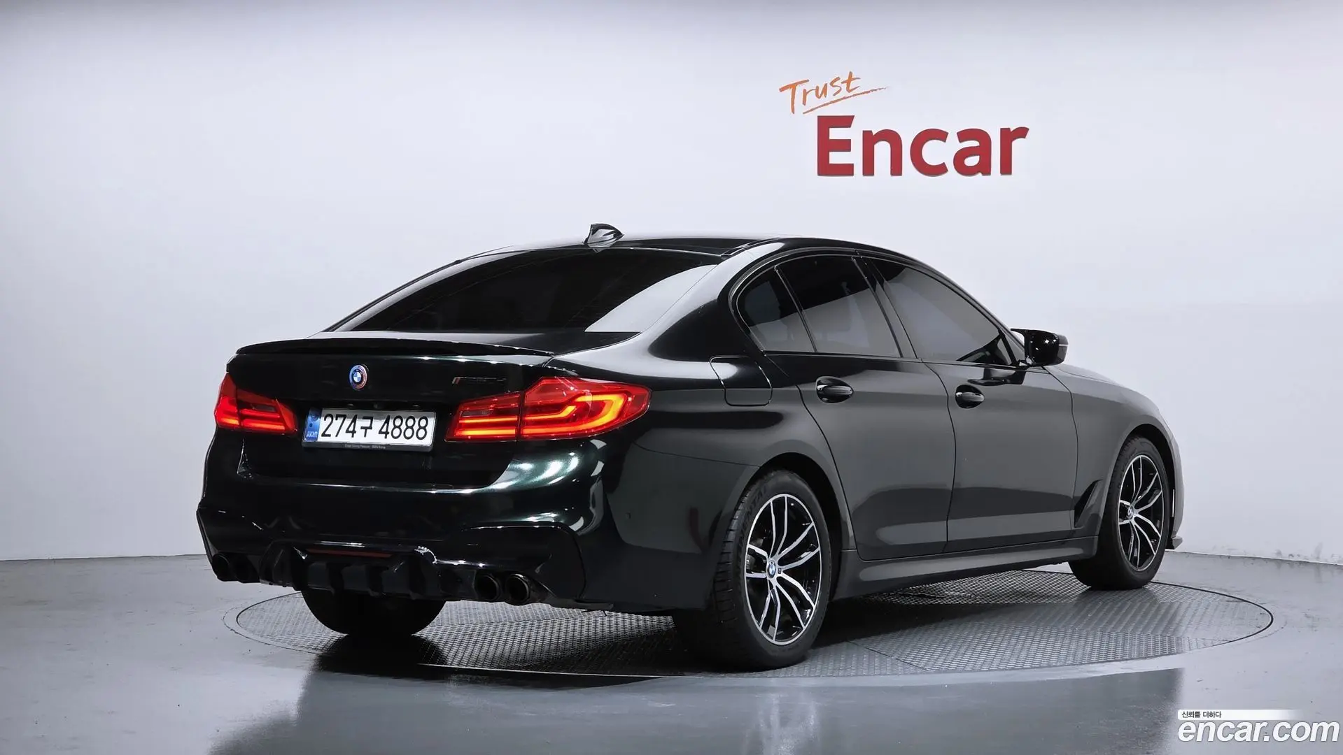 Main__Slider__Photo:5-Series BMW 2018.3-1