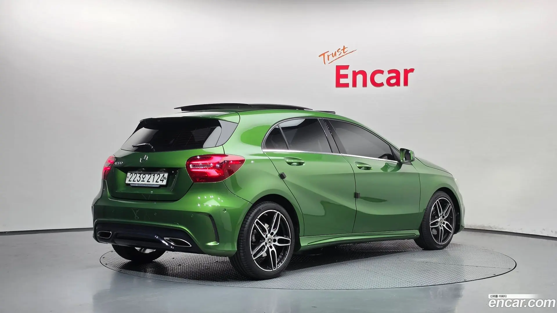 Main__Slider__Photo:A-Class Mercedes-Benz 2018.7-1