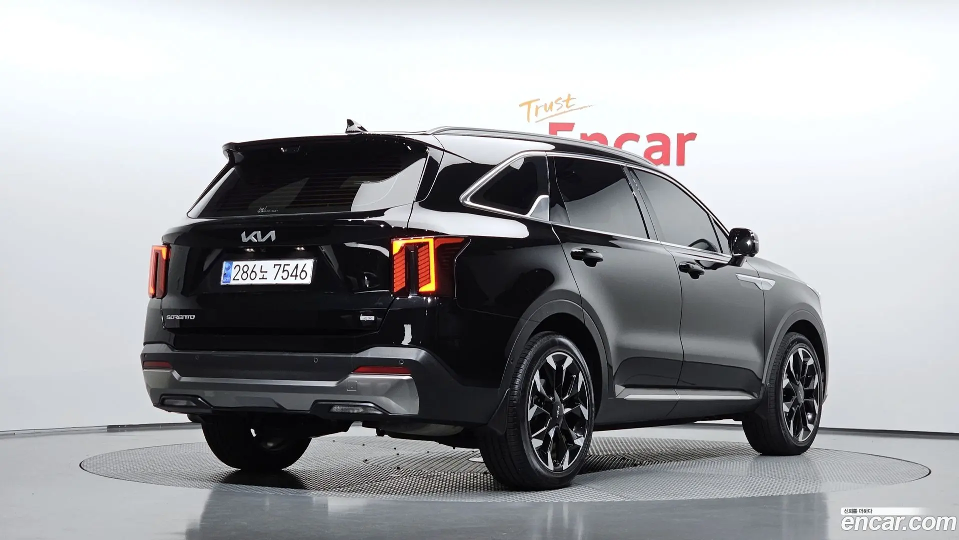 Main__Slider__Photo:Sorento Kia 2023.9-1