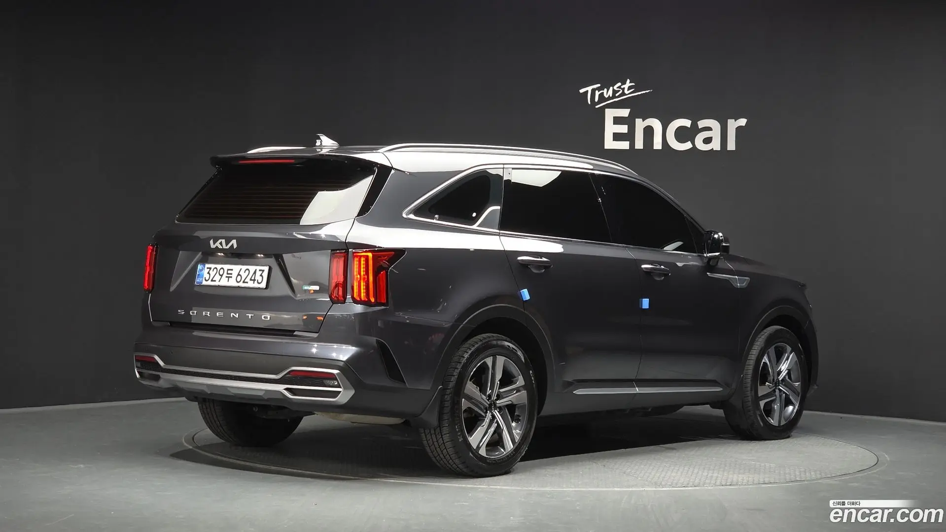 Main__Slider__Photo:Sorento Kia 2022.5-1