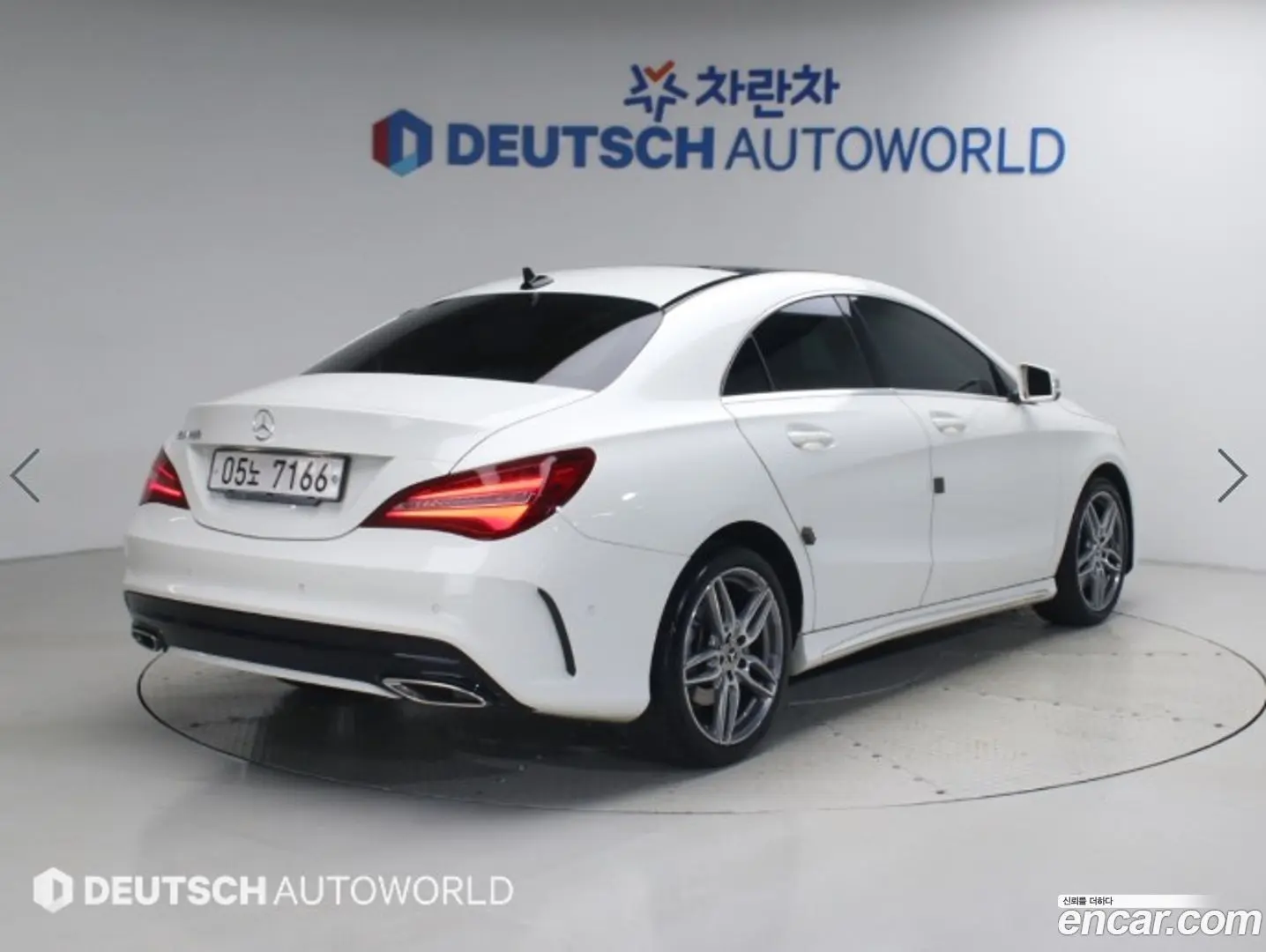 Main__Slider__Photo:CLA-Class Mercedes-Benz 2017.10-1