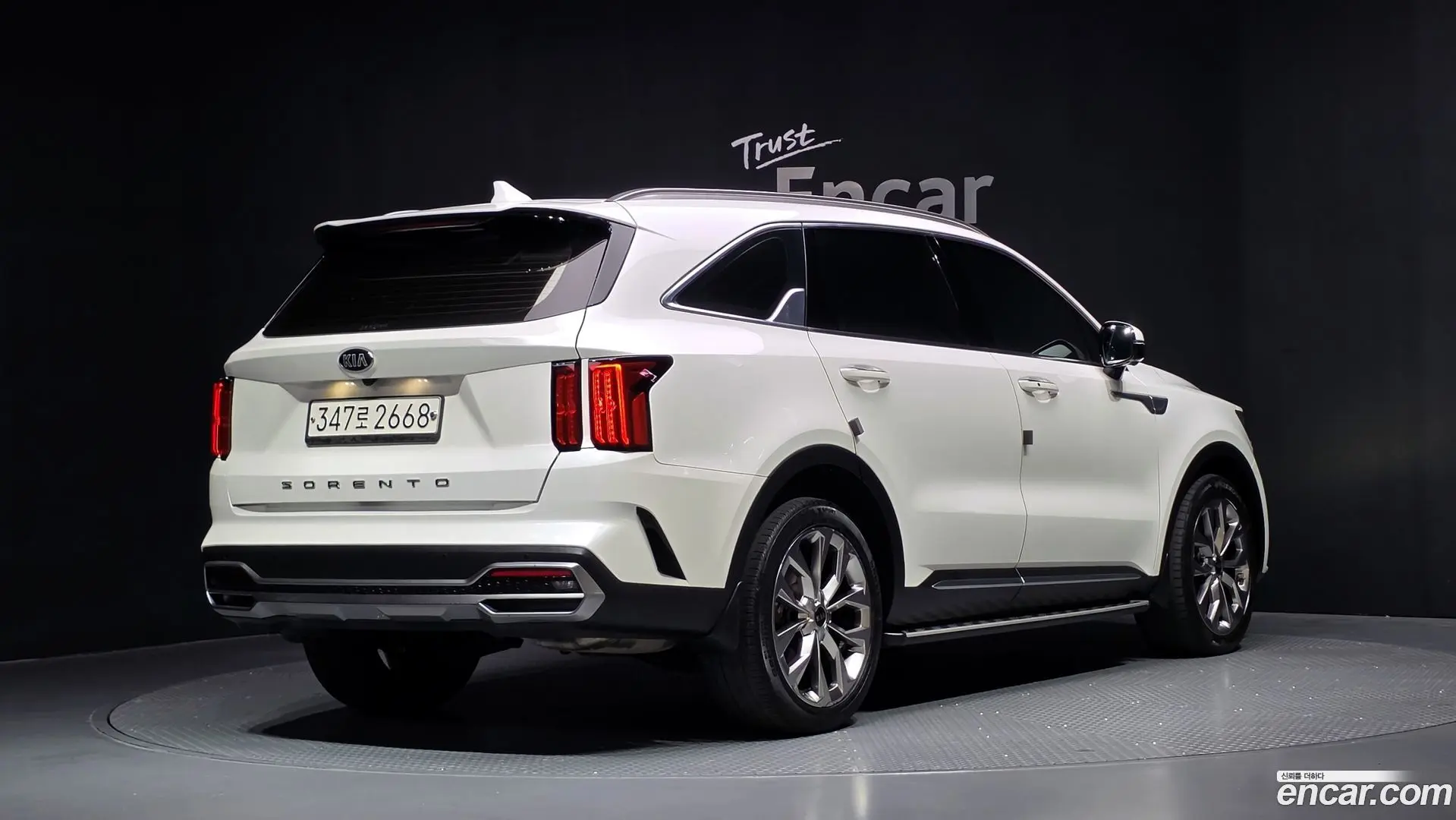 Main__Slider__Photo:Sorento Kia 2020.5-1