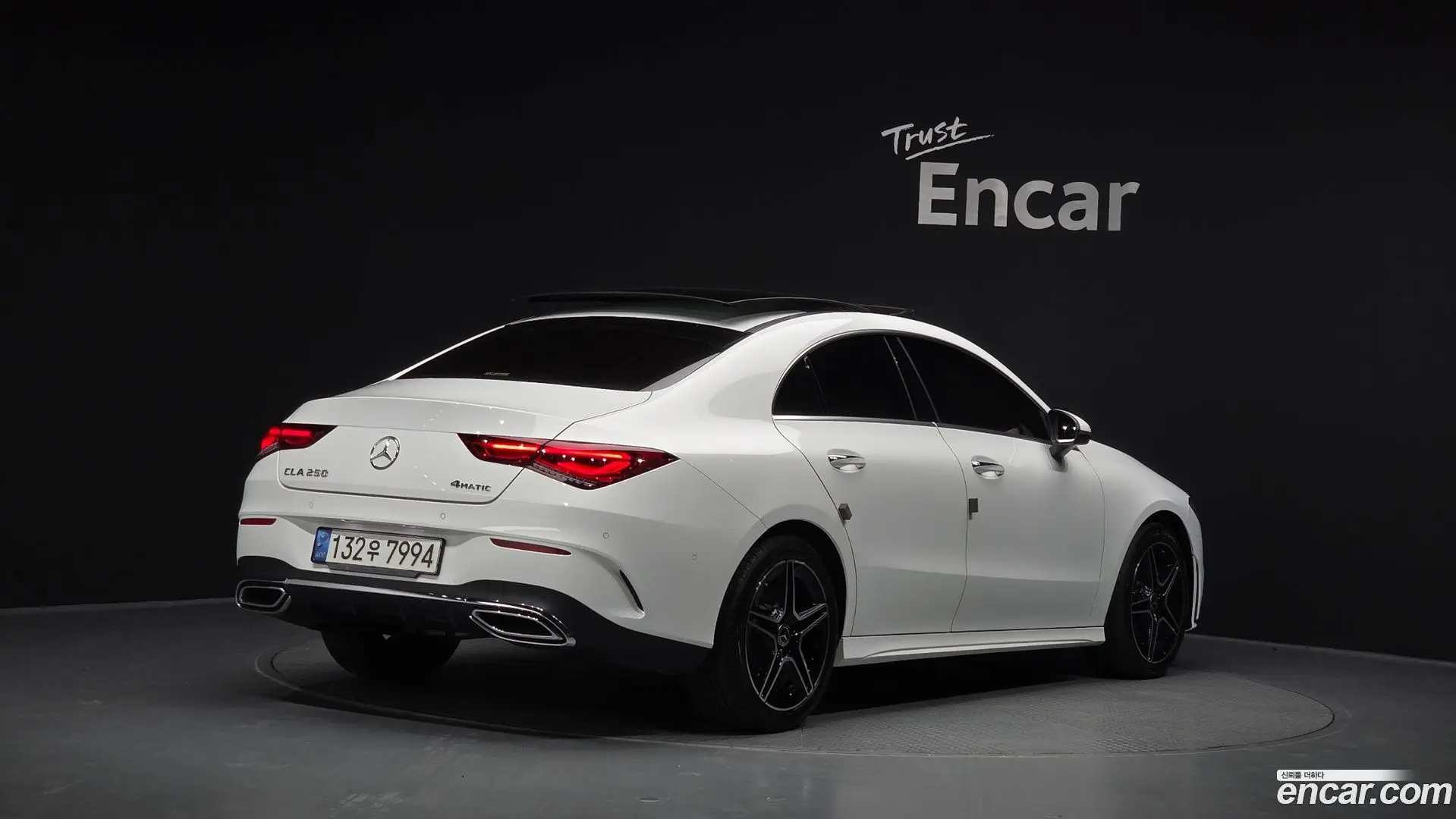 Main__Slider__Photo:CLA-Class Mercedes-Benz 2021.11-1