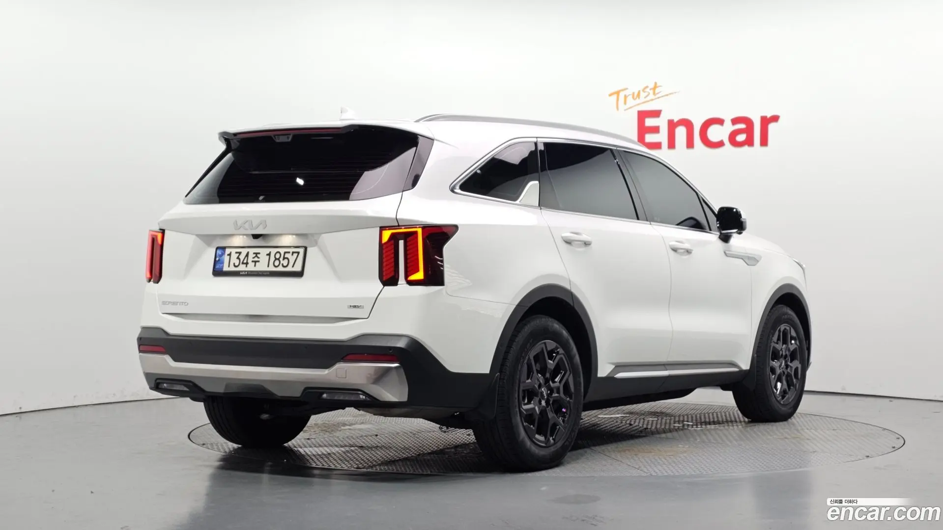 Main__Slider__Photo:Sorento Kia 2024.0-1