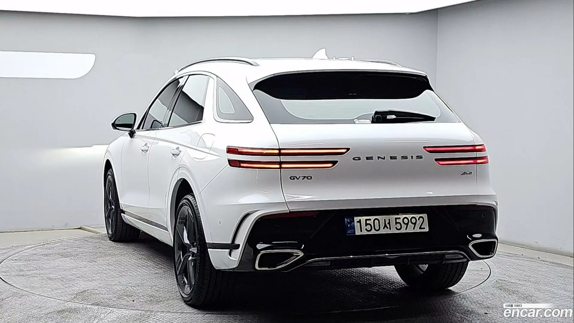 Main__Slider__Photo:GV70 Genesis 2024.8-1