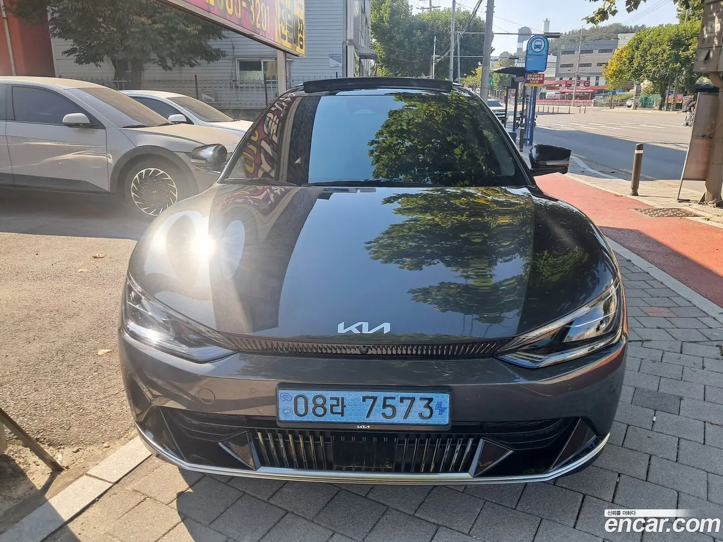 Main__Slider__Photo:EV6 Kia 2021.9-1